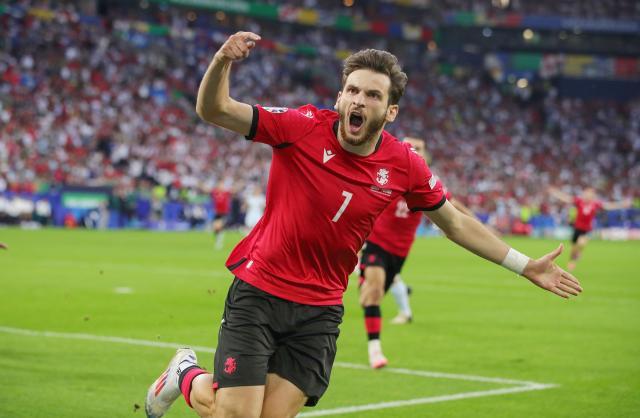 1719728882860044292.jpg kvara.jpg